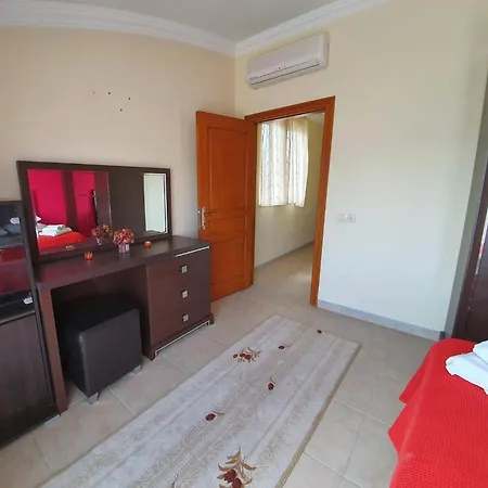 Apartamento дублекс с 2 спальнями в 100м от моря Sultan Homes