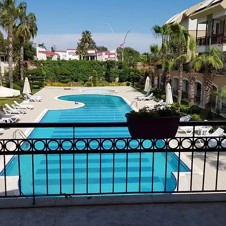 Apartamento дублекс с 2 спальнями в 100м от моря Sultan Homes