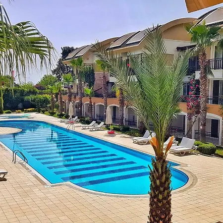 дублекс с 2 спальнями в 100м от моря Sultan Homes * Kemer