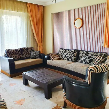 дублекс с 2 спальнями в 100м от моря Sultan Homes Apartment Kemer